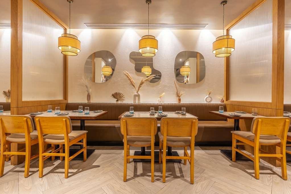 Park By Radisson Lajpat Nagar Hotel